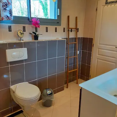 Rum i privatbostad Holly Wood *